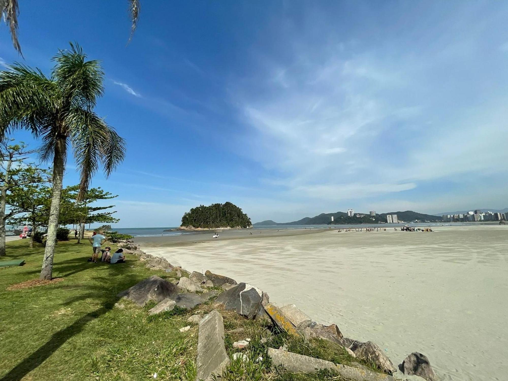 Ap Pe Na Areia Vista Parcial Mar Appartement Santos  Buitenkant foto