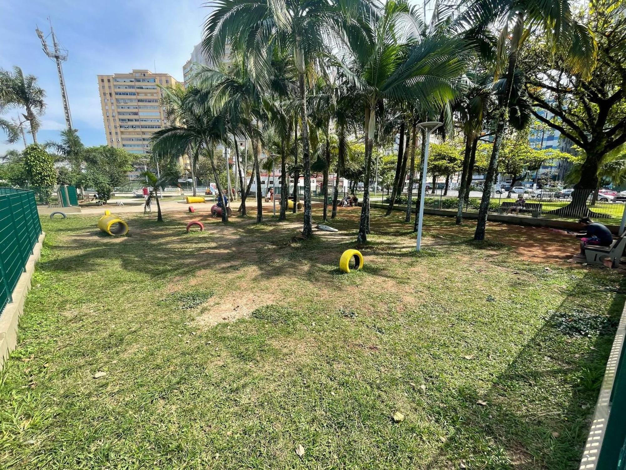Ap Pe Na Areia Vista Parcial Mar Appartement Santos  Buitenkant foto