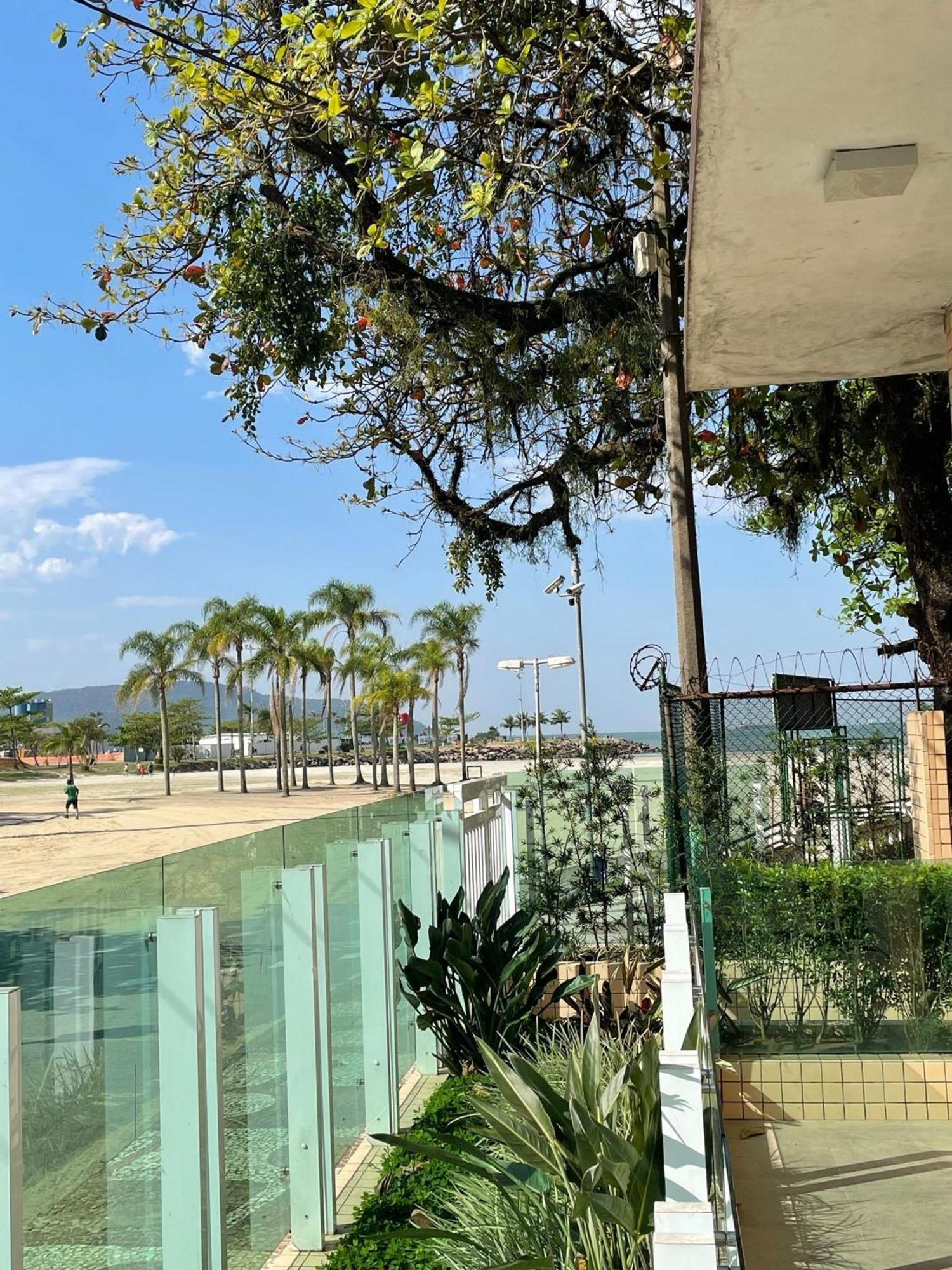 Ap Pe Na Areia Vista Parcial Mar Appartement Santos  Buitenkant foto