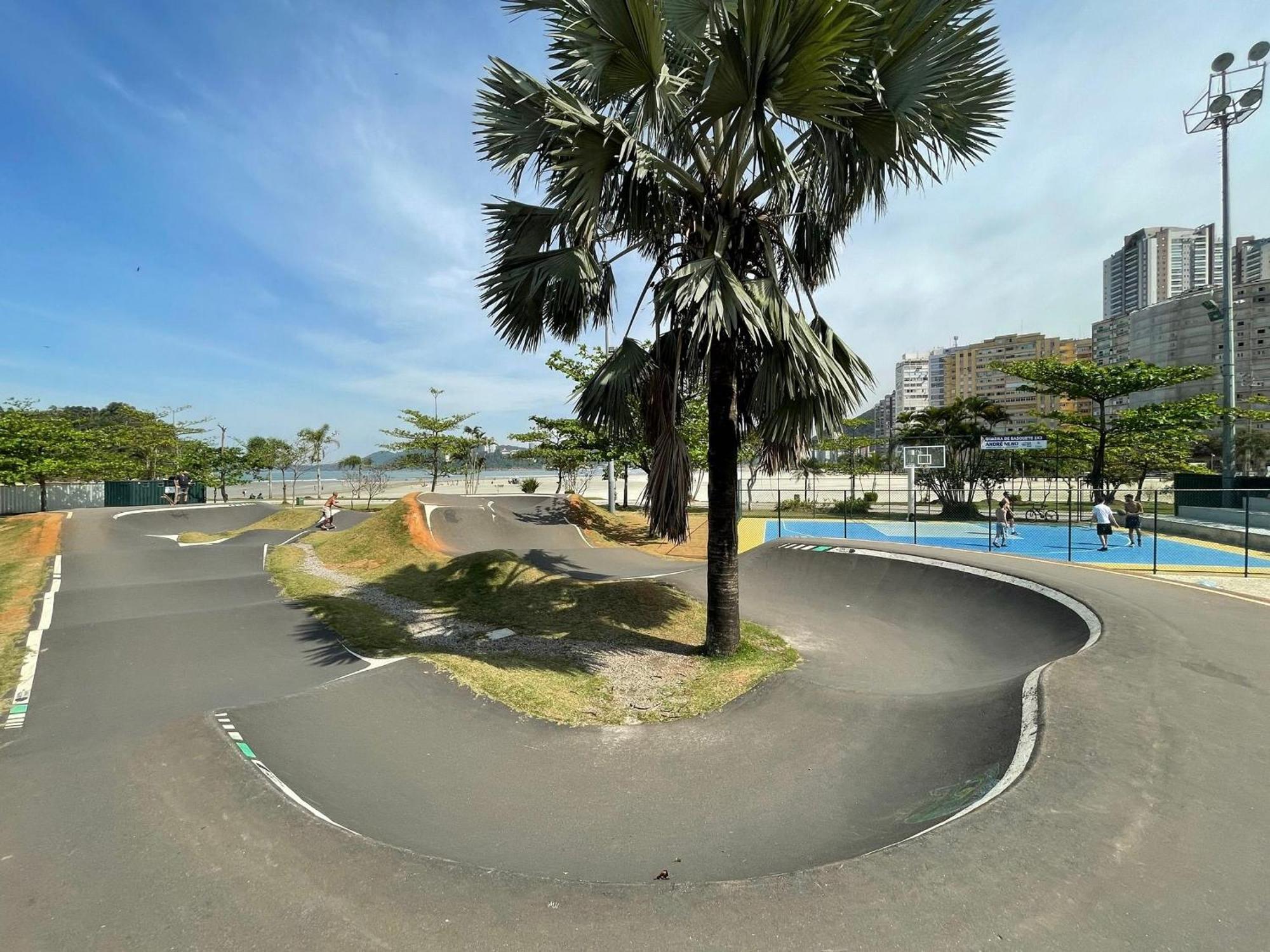 Ap Pe Na Areia Vista Parcial Mar Appartement Santos  Buitenkant foto